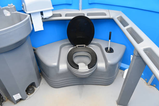 Portable Toilet Options We Offer in Hurricane, WV